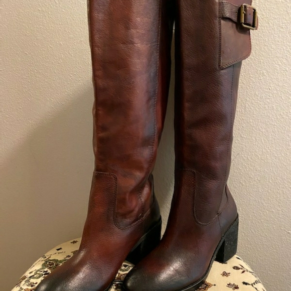 Cute riding boots - Picture 6 of 7